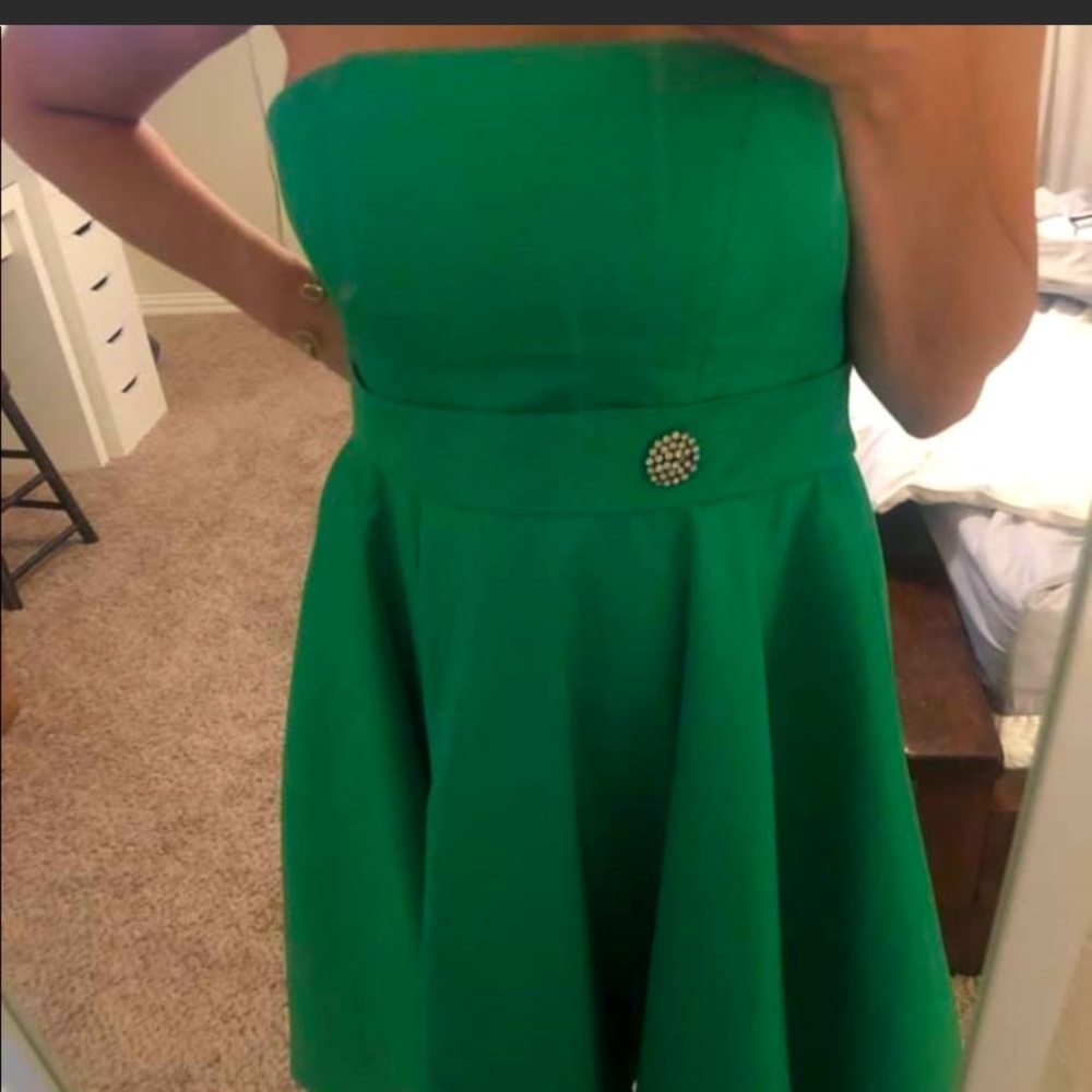 Green Strapless MIDI Dress